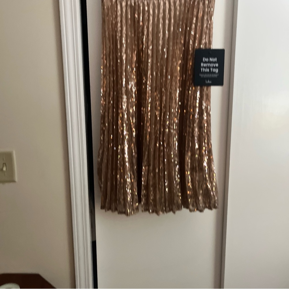 Lulu's Rose Gold Sequin A-Line Skirt - Picture 3 of 12